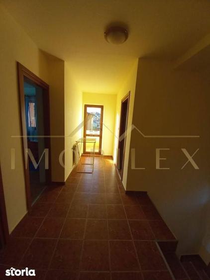 Casă cu 5 camere cu Teren 200 Mp în Florești