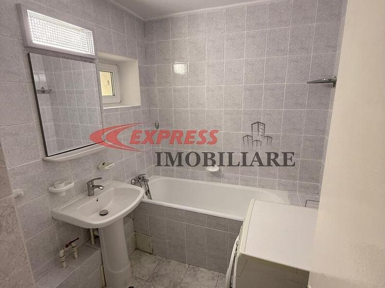 Apartament cu 3 camere decomandat în Dristor