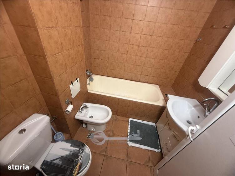 Apartament cu 2 camere decomandat în Metalurgie
