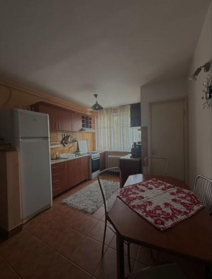 Apartament cu 2 camere decomandat în Tudor
