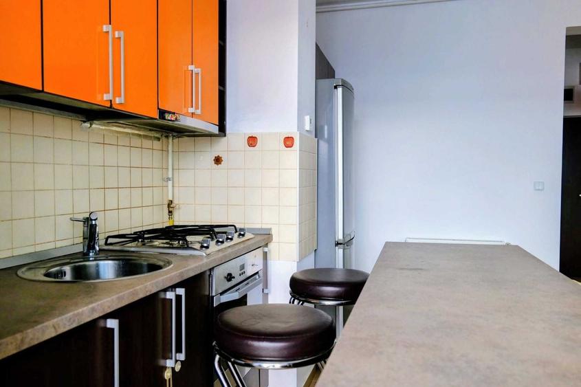 Apartament cu 2 camere decomandat în Exterior Vest