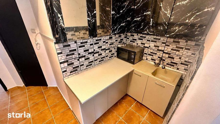 Apartament cu 2 camere decomandat în Republicii