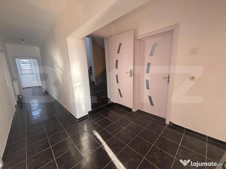 Spațiu comercial, de 320 mp, în Central