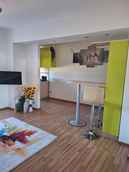 Apartament cu 2 camere decomandat în Crângași