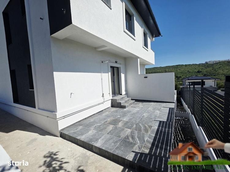Casă cu 4 camere în Rediu