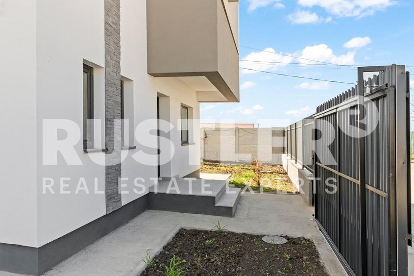 Casă individuală cu 4 camere cu Teren 300 Mp în Tunari