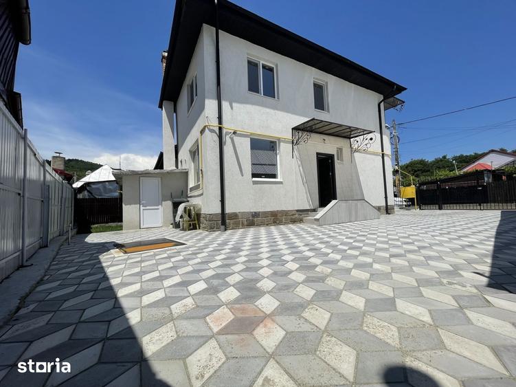 Casă cu 4 camere cu Teren 244 Mp în Gara Veche