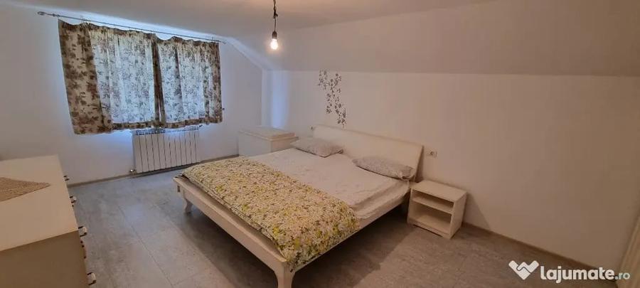 Casă cu 5 camere cu Teren 2040 Mp în Central