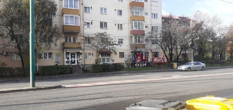 Spațiu comercial, de 45 mp, în Girocului