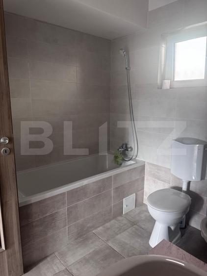 Casă individuală cu 3 camere cu Canalizare în Sud-Vest