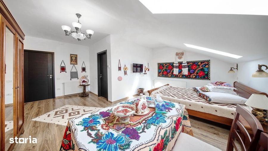 Casă cu Teren 16500 Mp în Crizbav