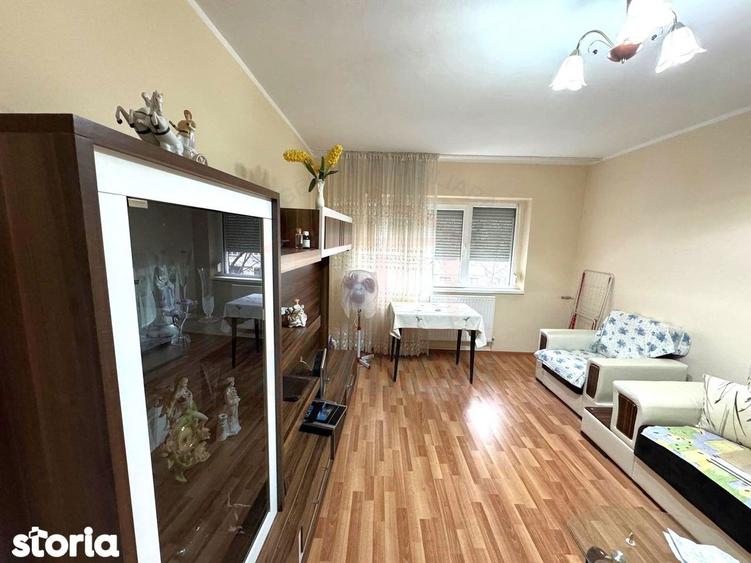 Apartament cu 2 camere, mobilat în Vest
