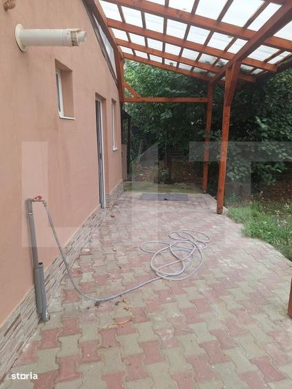 Casă cu 4 camere în Central