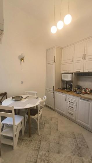 Inchiriez apartament 2 camere zona ultracentrala - 5