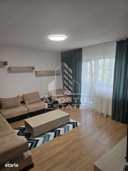 Apartament cu 3 camere decomandat în Ghiroda