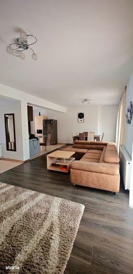Casă cu 4 camere decomandat cu Teren 177 Mp în Central