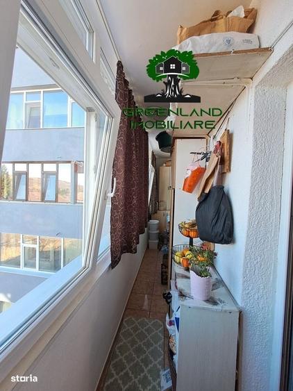 Apartament cu 3 camere decomandat în Lunca Cetățuii