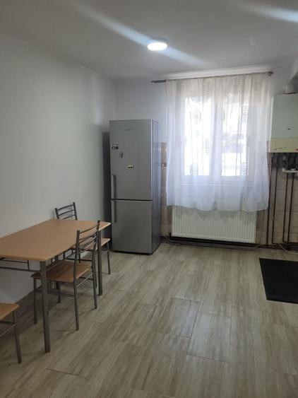 Apartament cu 2 camere decomandat în Unirea