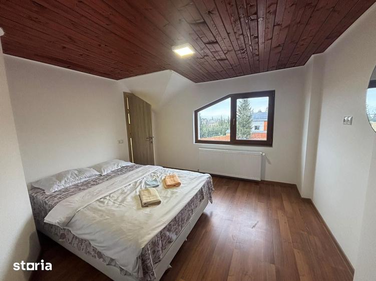 Casă cu 7 camere cu Teren 1000 Mp în Mărgău