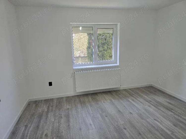 Apartament cu 3 camere decomandat în Aurel Vlaicu