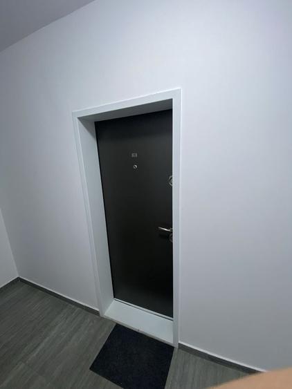 Apartament cu 2 camere nedecomandat în Chinteni