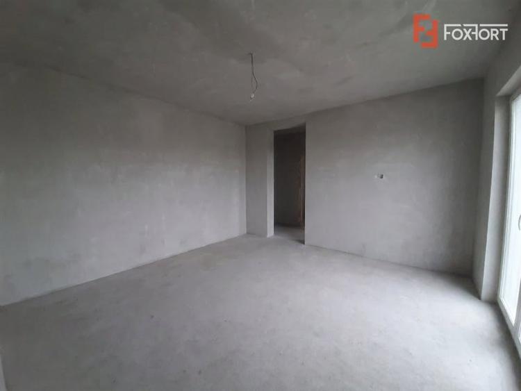 Apartament cu 3 camere de vanzare in Timisoara, zona Plopi - 2