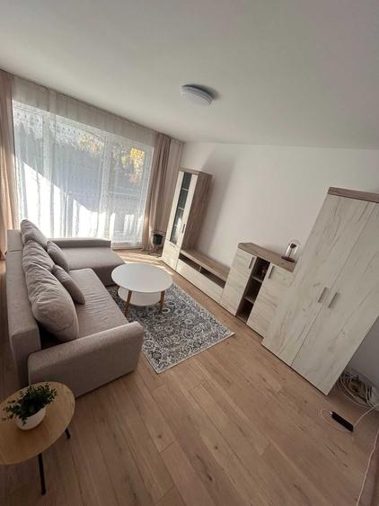 Apartament cu 2 camere decomandat în Florești