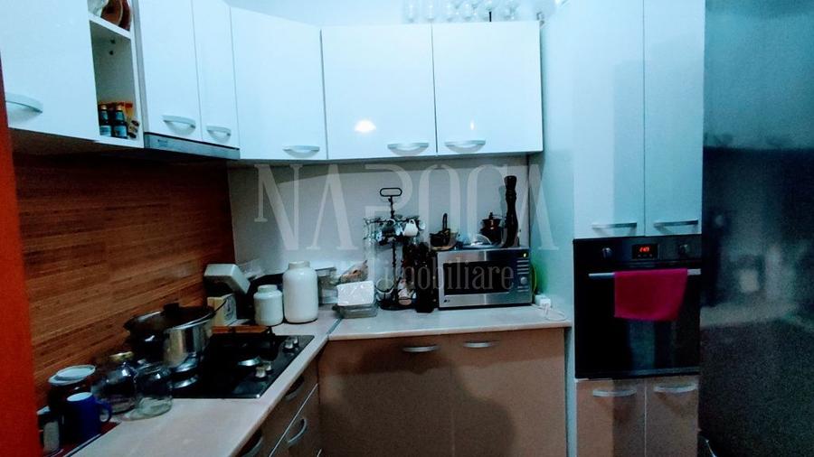 Casă individuală cu 3 camere cu Canalizare în Central