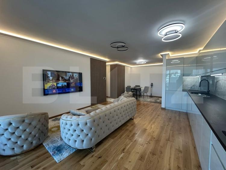 Apartament cu 3 camere semidecomandat, mobilat în Mărăști