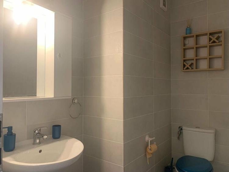 Apartament cu 2 camere semidecomandat în Central