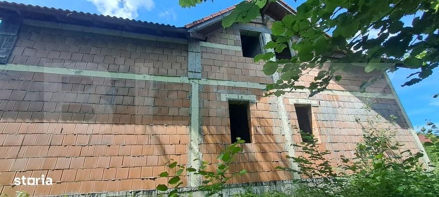Casă cu 4 camere în Central