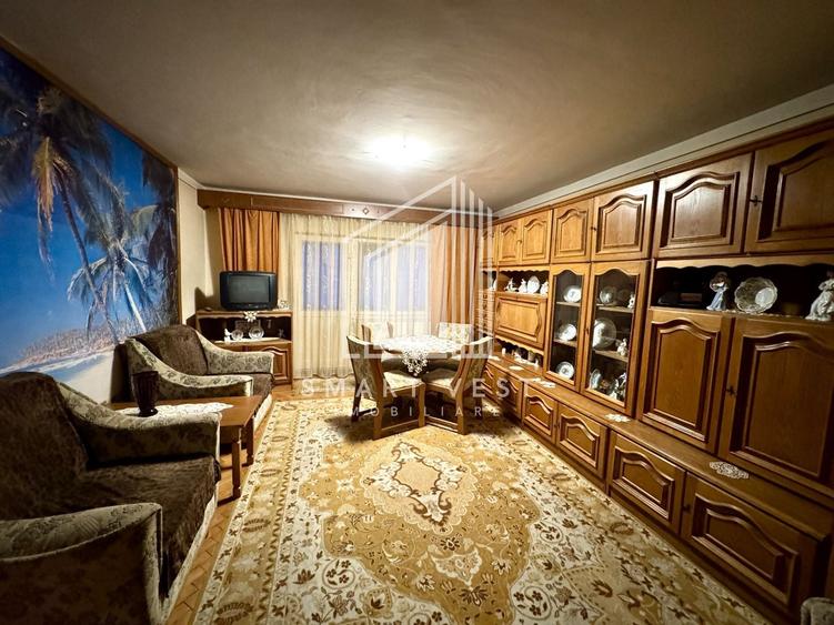 Apartament cu 2 camere decomandat în Micro 17