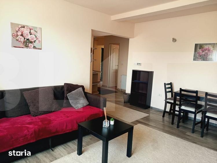 Apartament cu 3 camere decomandat în Ghiroda