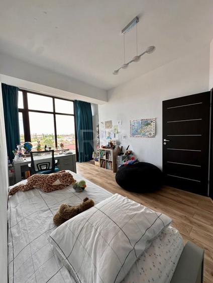 Apartament cu 3 camere decomandat în Rahova