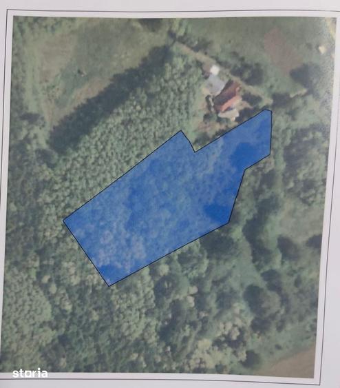 Teren de 5400 mp, în Central