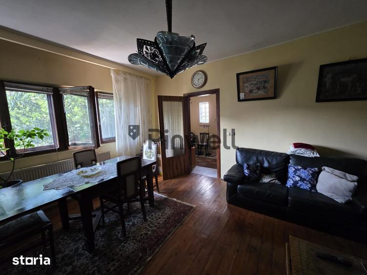Casă cu 6 camere cu Teren 189 Mp în Cișmigiu