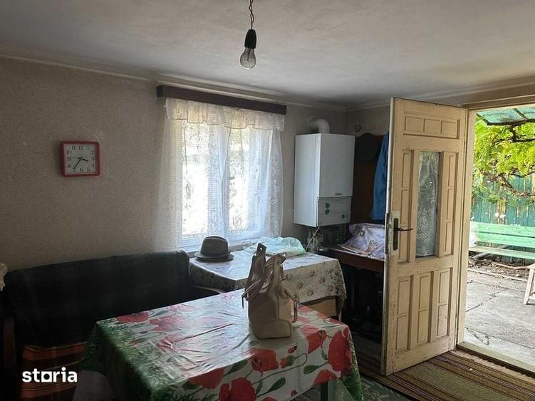 Casă cu 4 camere cu Teren 120 Mp în Central