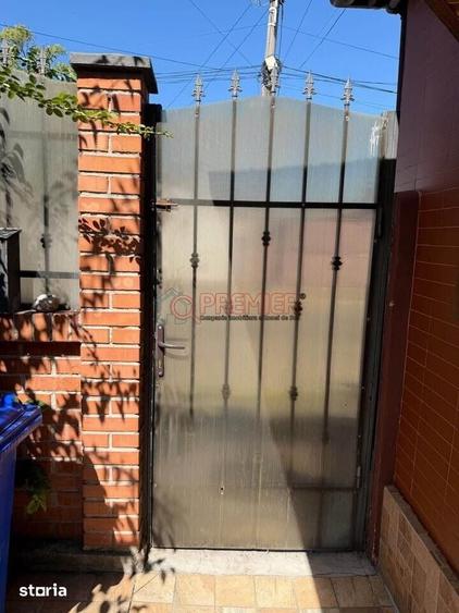 Casă cu 4 camere cu Teren 160 Mp în Ferentari