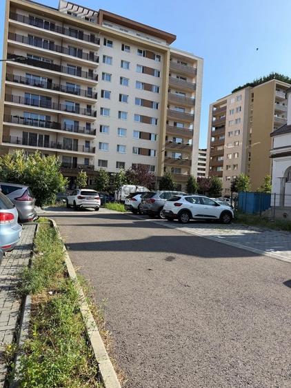 Proprietate specială, de 15 mp, în Tractorul