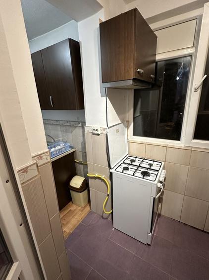Garsonieră decomandată în Brazda lui Novac
