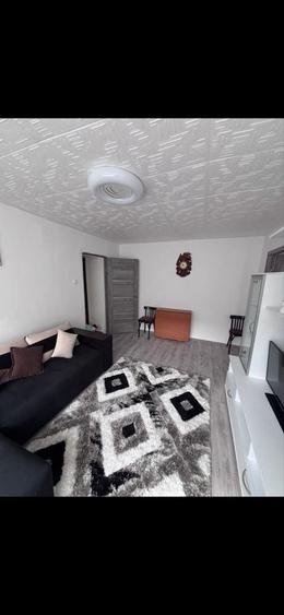 Apartament cu 2 camere semidecomandat în Malul Spitalului