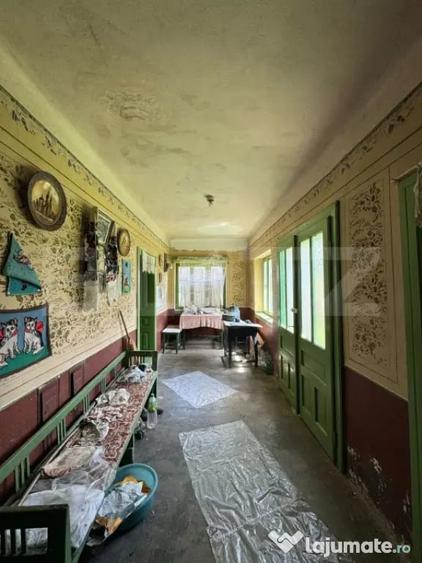Casă cu 3 camere cu Teren 1789 Mp în Central