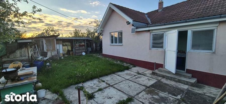 Casă cu 2 camere cu Teren 1900 Mp în Copăcel