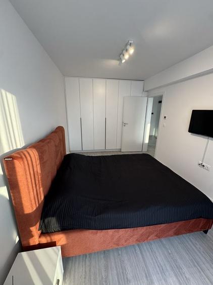 Apartament cu 2 camere decomandat în Exterior Vest