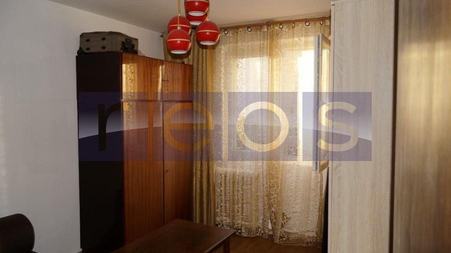 Apartament cu 3 camere decomandat, mobilat în Dristor