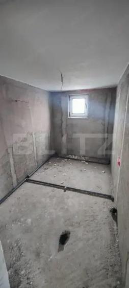 Casă cu 15 camere cu Teren 1000 Mp în Dumbrava