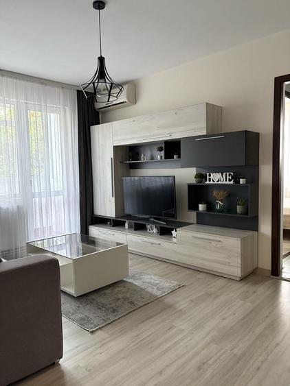 Apartament cu 2 camere semidecomandat în Primăverii