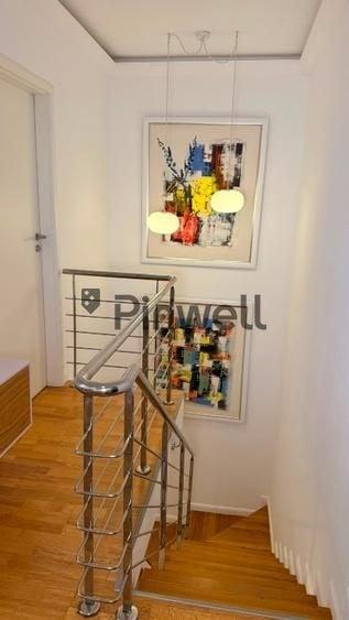 Apartament cu 3 camere decomandat, mobilat în Tei