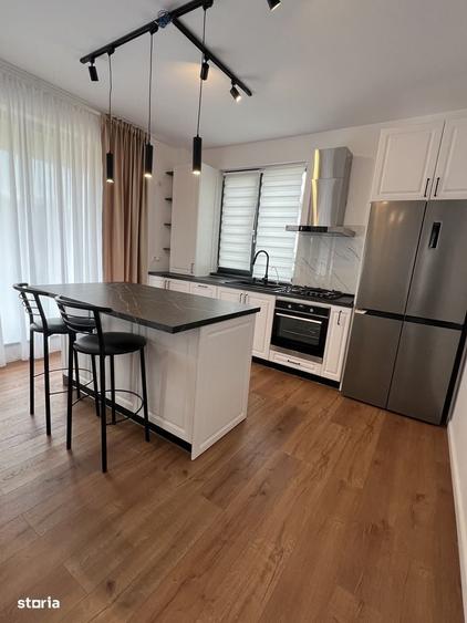 Casă cu 3 camere cu Teren 350 Mp în Central