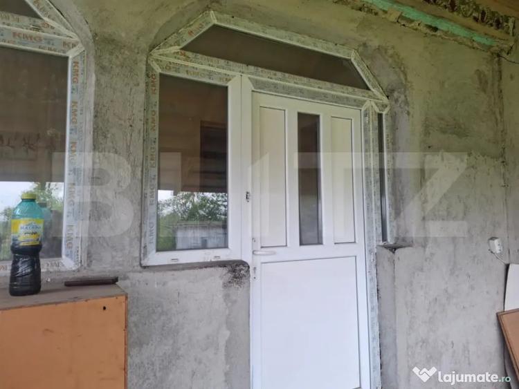 Casă cu 5 camere cu Teren 2300 Mp în Mătăsaru
